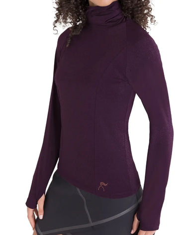 Sporty Soft turtleneck shirt- Runway Athletics. Perfect for sunny winter days, spring skiing, or outdoor workouts in the cooler weather.